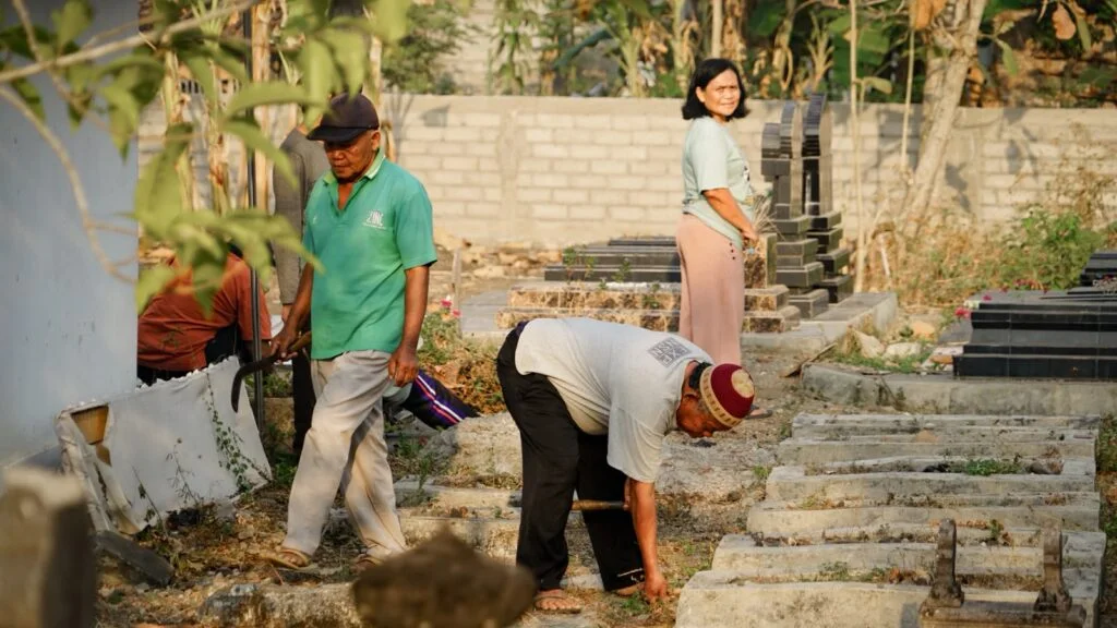 Peringati Hari Jadi ke-196, Pemkab Gunungkidul Gelar Aksi Bersih Makam Bupati Pertama Gunungkidul