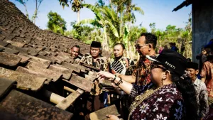 Penanganan Terpadu Dik Aji, BAZNAS Bangun Rumah Layak Huni dan Tim Medis Berikan Pengobatan Rutin di Karangmojo