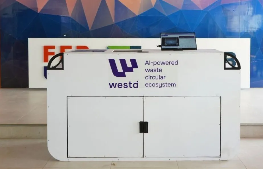 Kenalkan Smart Waste Bin, Solusi Pemilahan Sampah Otomatis Berbasis AI
