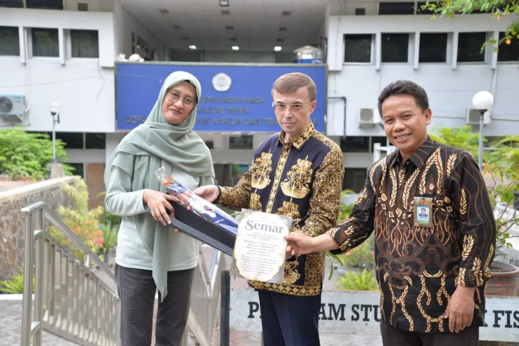 Gandeng Rosatom, UGM Siapkan SDM Rekayasa Nuklir Dukung PLTN Terapung di Indonesia
