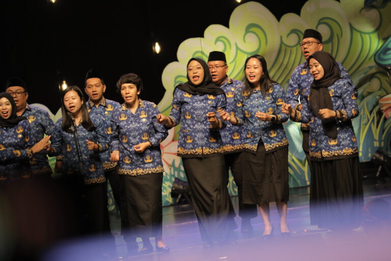DLHK DIY Ikuti Lomba Paduan Suara Bersama KORPRI DIY